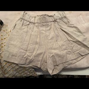 Linen shorts